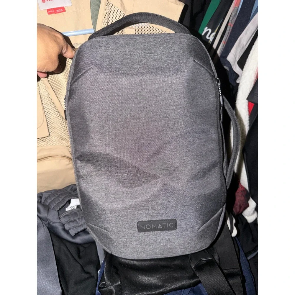 Nomatic‎ Navigator Sling 6L Bag Heather Gray Crossbody Tablet Travel Pack